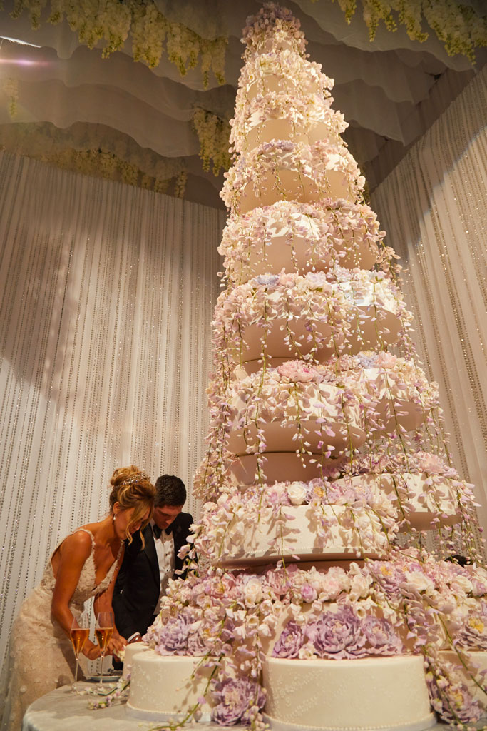 mariah carey wedding cake | Celebrity weddings, Mariah carey nick cannon, Celebrity  wedding photos